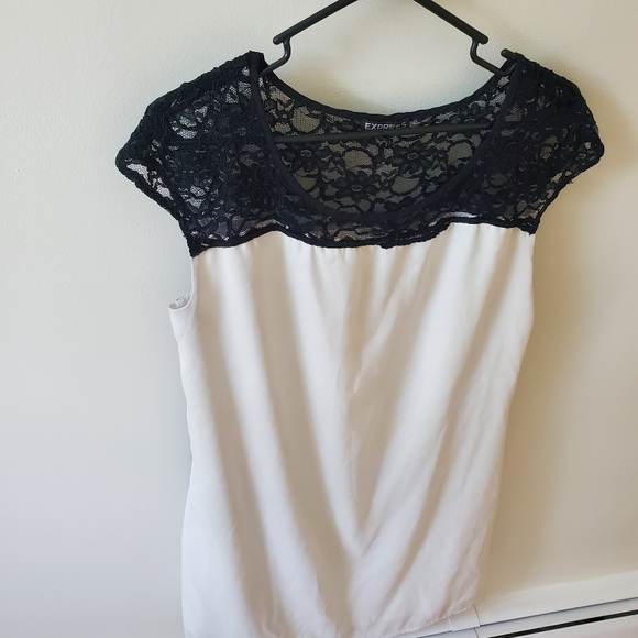 Express lacy black scoop neck dress. Size medium - Picture 9 of 9
